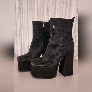 Shelly's London Scorpio black glitter platform boots size 9 women's